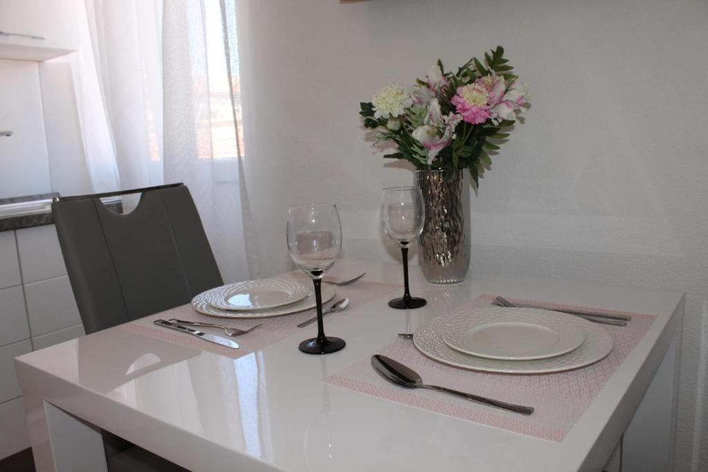 Jeta 2 Studio & Rooms Zara Esterno foto