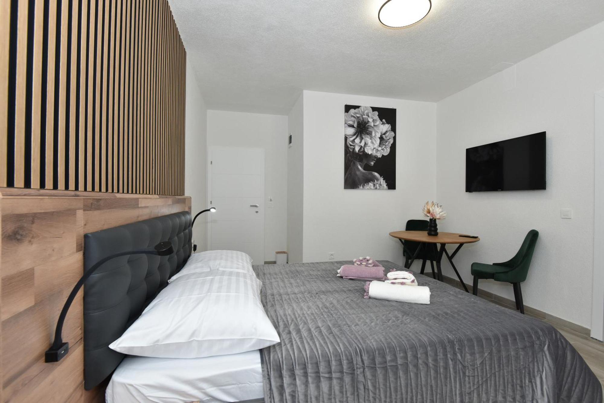 Jeta 2 Studio & Rooms Zara Esterno foto
