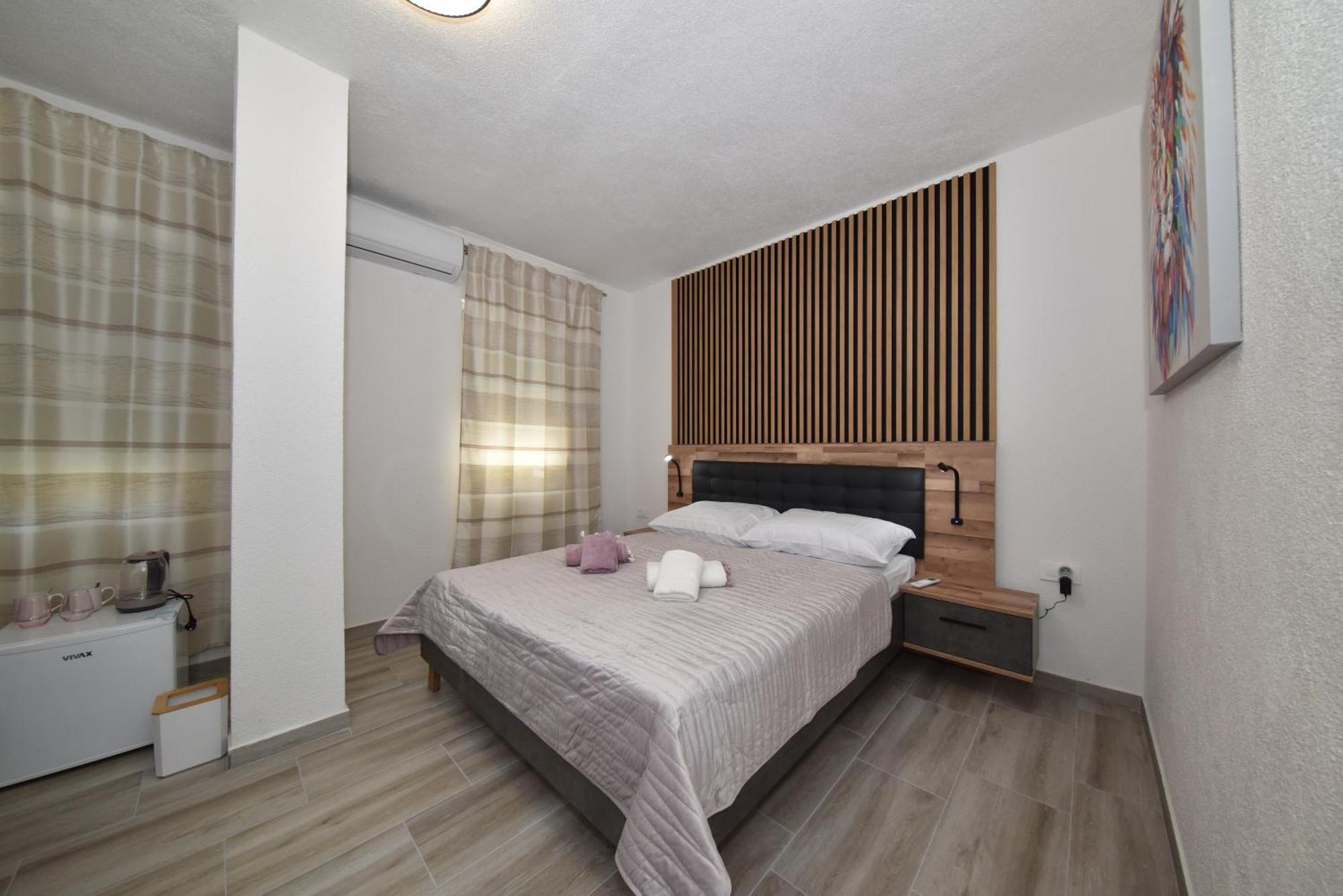 Jeta 2 Studio & Rooms Zara Esterno foto
